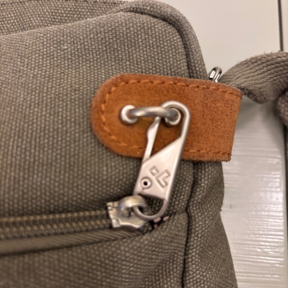 Travelon Olive Green Crossbody Bag with Brown Accents - Picture 9 of 9